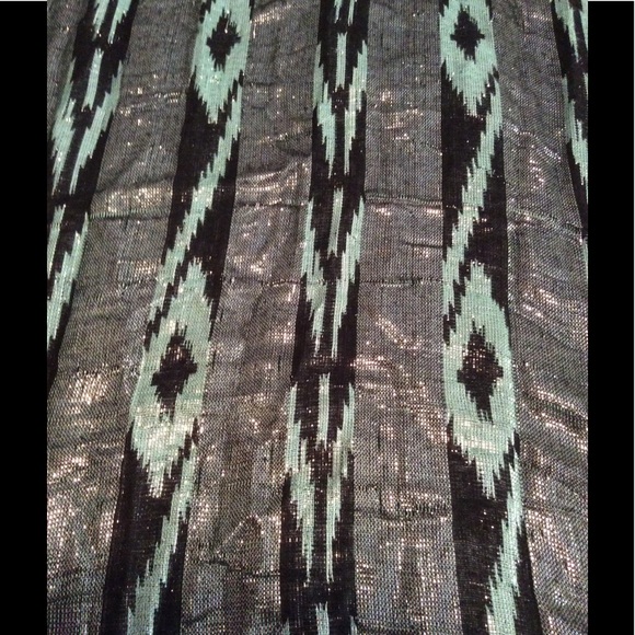 Aztec Infinity Scarf - Picture 3 of 4